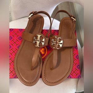 TORY BURCH Clair Flat Thong Tan Sandal